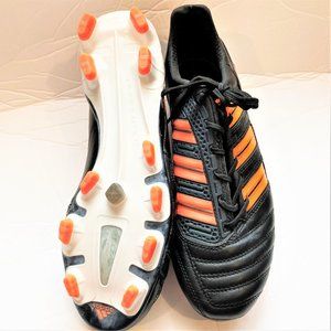 NWT Youth 6.5 shoes Women 8-8.5 Cleats Predator V23524 Black
